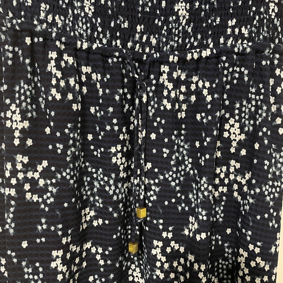 Michael Kors Off Shoulder Dress Size Small EUC! - Picture 5 of 7